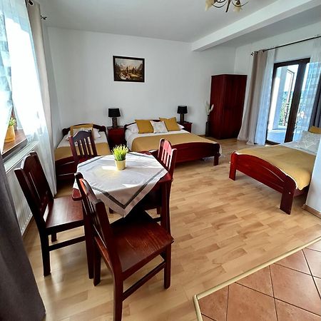 Pokoje Goscinne U Wioli Zakopane Exterior foto